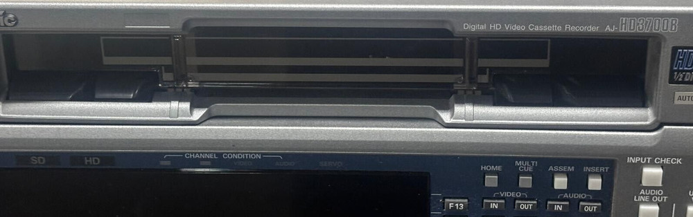 Panasonic AJ-HD3700B Digital HD Video Recorder
