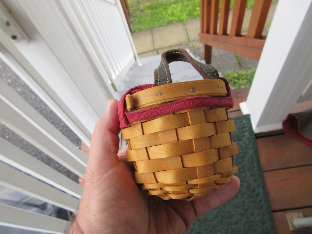 SMALL ROUND LONGABERGER BASKET WITH LEATHER HANDLE LINER + PROTECTOR~~CLEAN!!!