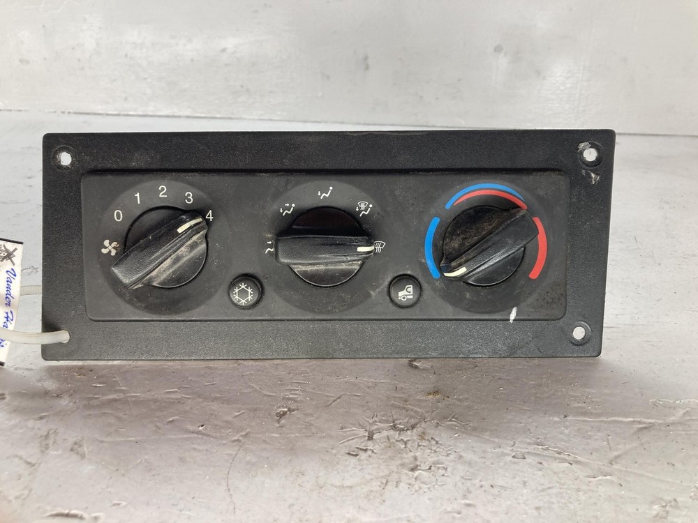 2019 Kenworth T270 Heater & AC Temp Control