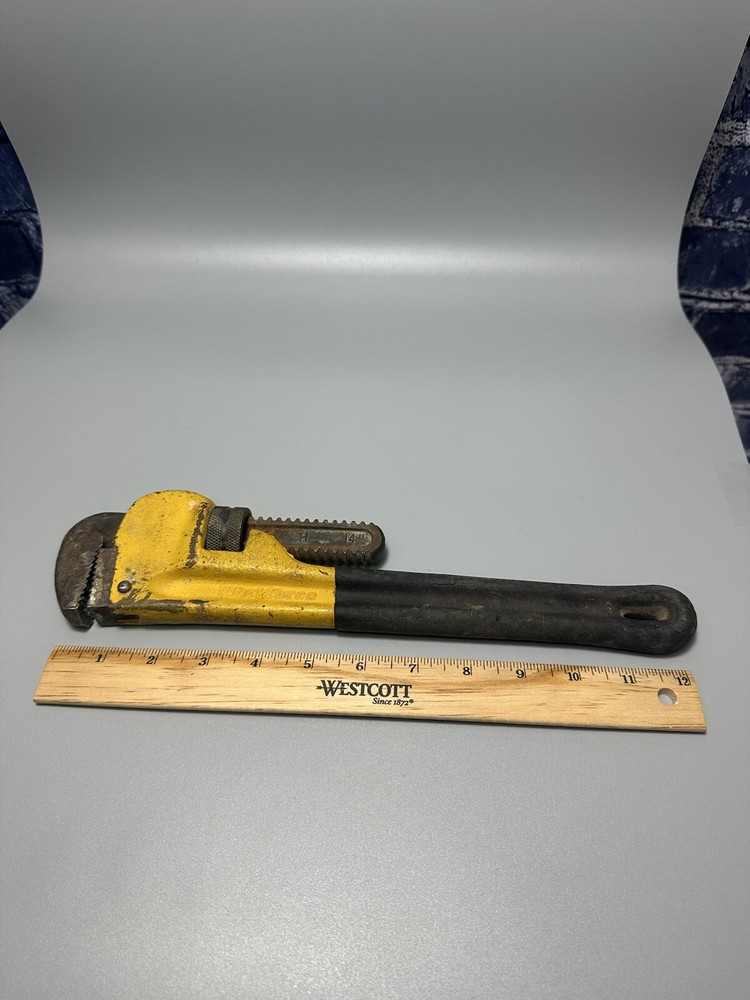 Workforce Pipe wrench 14" Black / Yellow