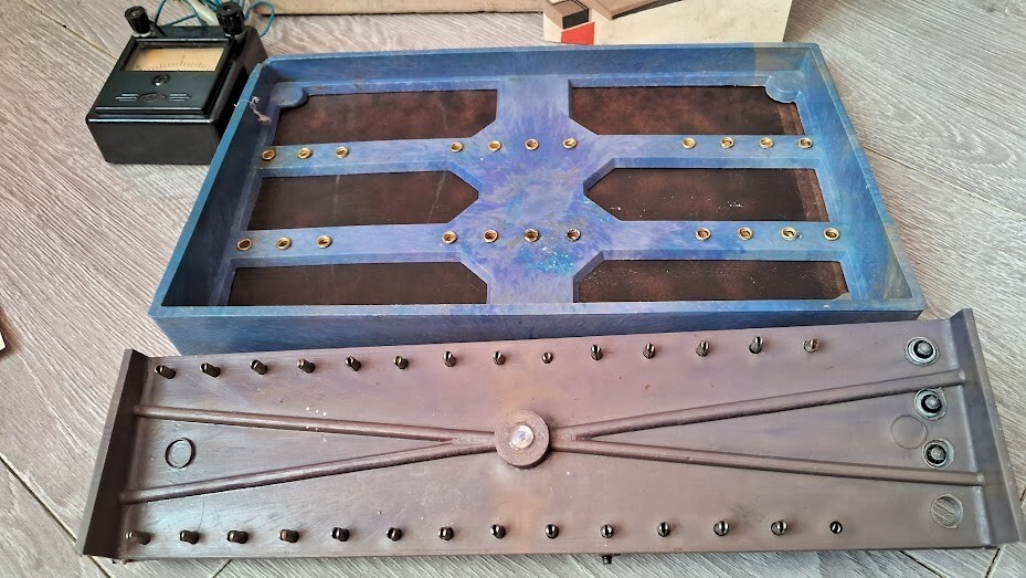 Vintage Universal "Iontel Device" Educational Laboratory Physics Soviet USSR 70s