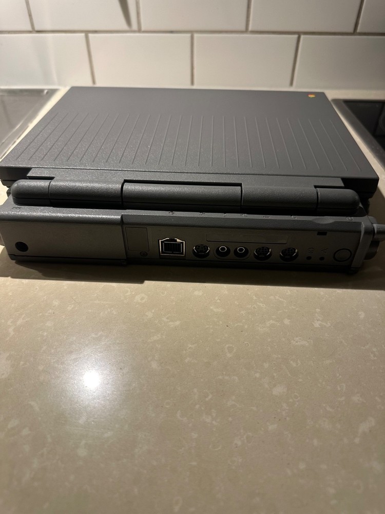 Apple Macintosh PowerBook 170 + Apple QuickTake 150 – Complete