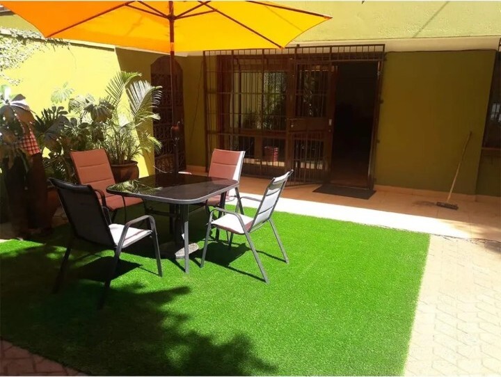 Conscience Trading Artificial Grass 6 FT X 8 FT (48 Square Ft) Synthetic Thick L