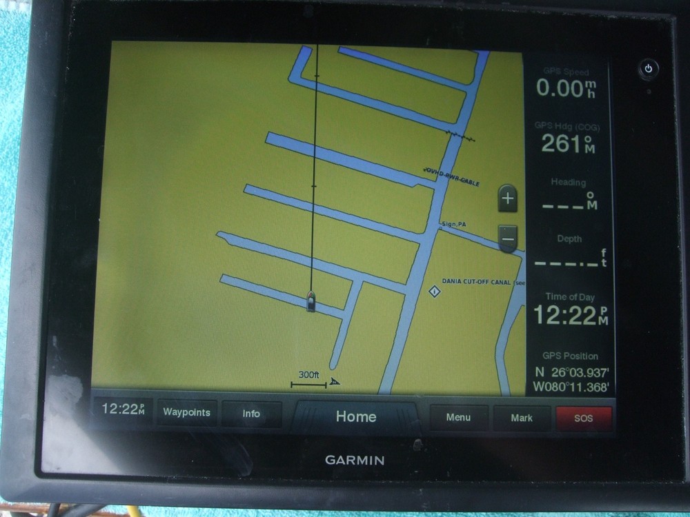 Garmin 8212 Multifunction Display