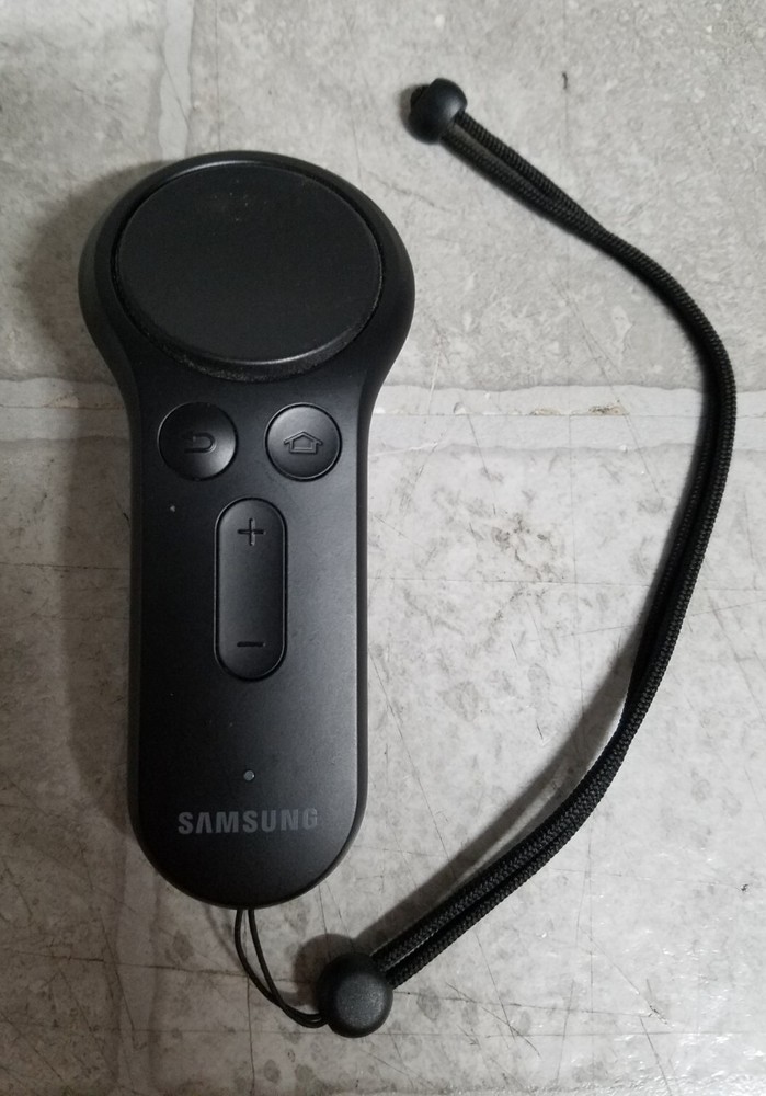 Samsung Gear VR Controller ET-YO324 NO BATTERIES