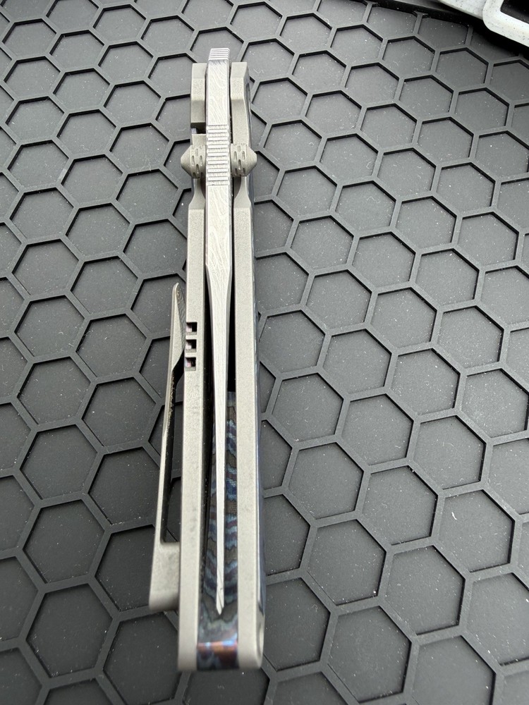 Hypercut Bikkhu - Damasteel & Black Timascus & MOP Pivot