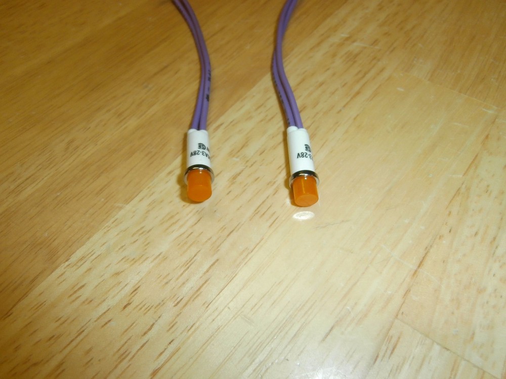 Lot/2 Amber 28 Volt Indicator Panel Light/Lamp, Wire Leads,NOS