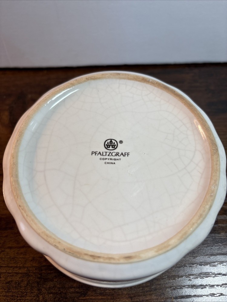 Pfaltzgraff Winterberry Decorative Ramekin 4.5"
