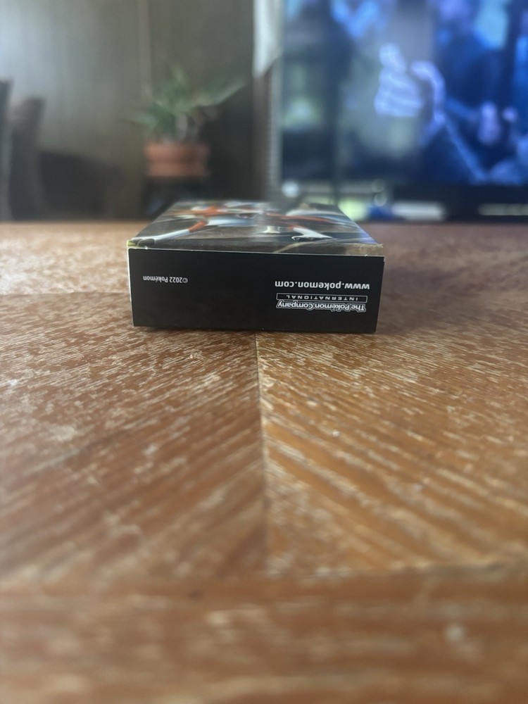 Lycanroc Dusk Form TCG Deck Box (Empty)