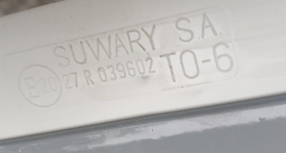 Halfords Emergency Hazard Warning Triangle with Case Reflective Roadside Safety