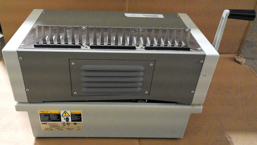 GBC COMBBIND C800PRO HEAVY- DUTY BINDING MACHINE