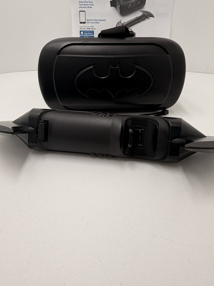 Batman VRSE VR Headset w Batarang Controller DC Smartphone VR System Set