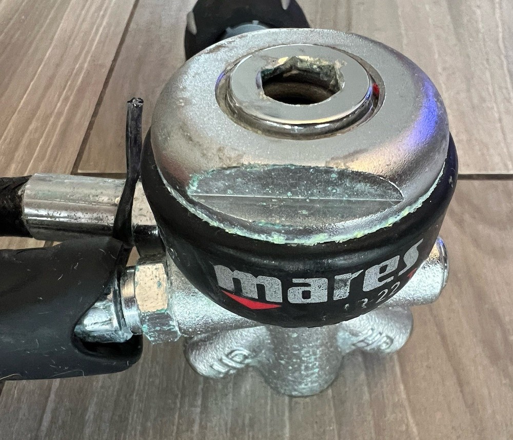Mares MR22T First Stage & Mares Prestige Scuba Dive Regulator w/ Proton Octopus