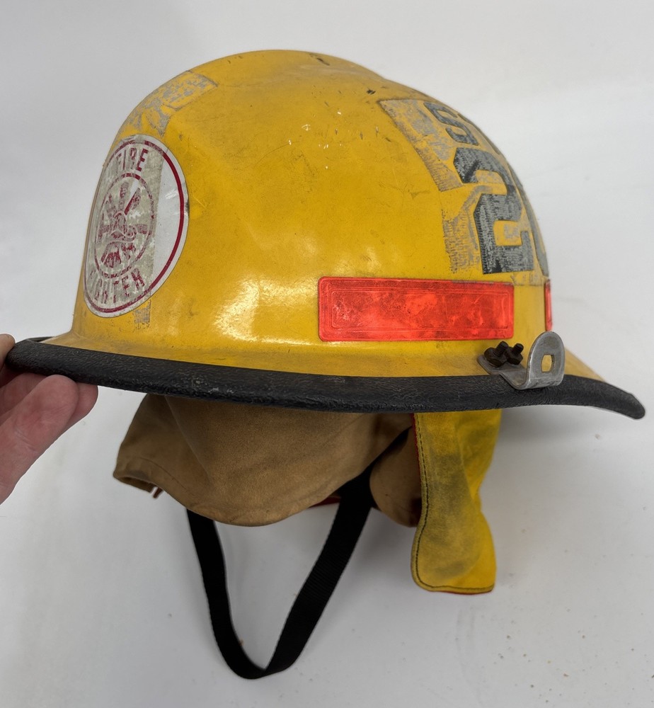 Cairns & Brother Fire Helmet Metro 660C Yellow