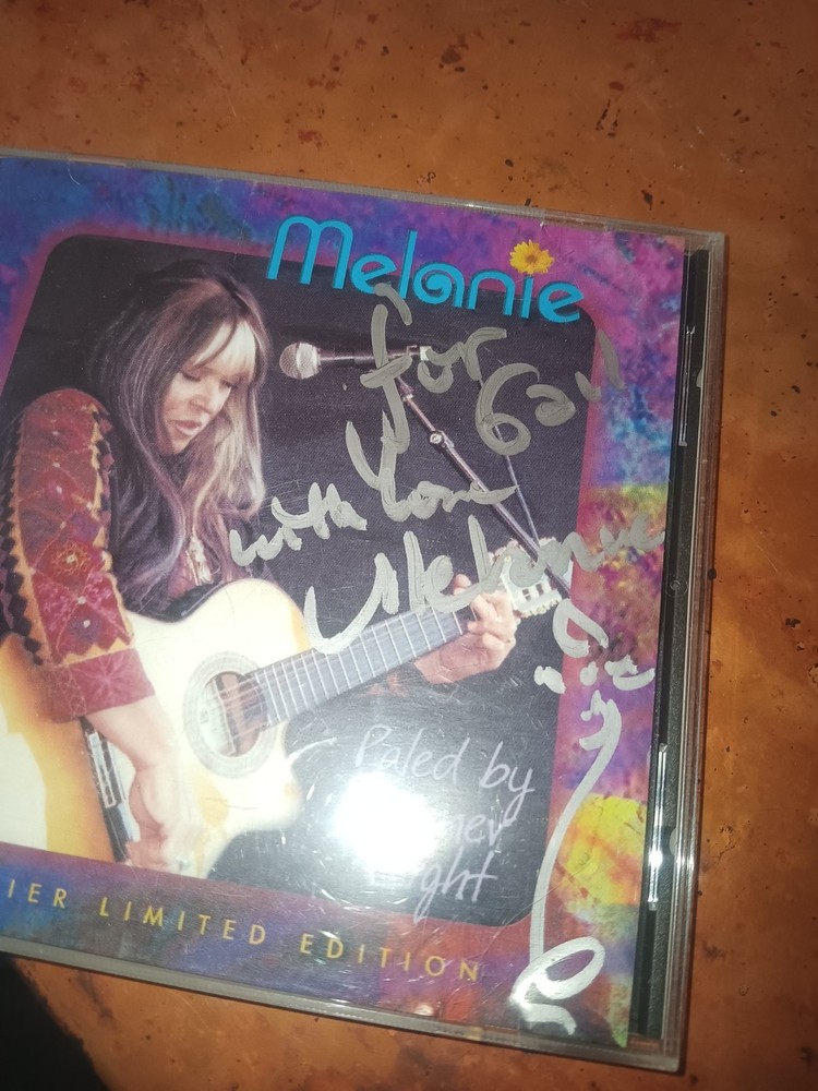 Melanie Paled By Dimmer Light CD Signed Autographed VG+