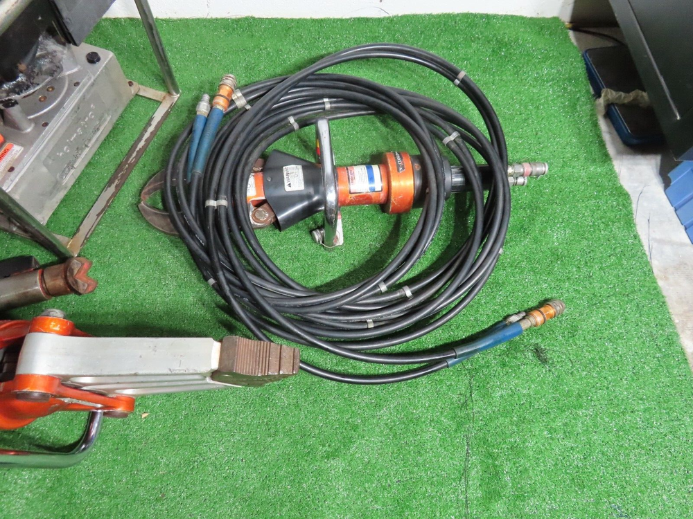 HOLMATRO Rescue Jaws-of-Life system