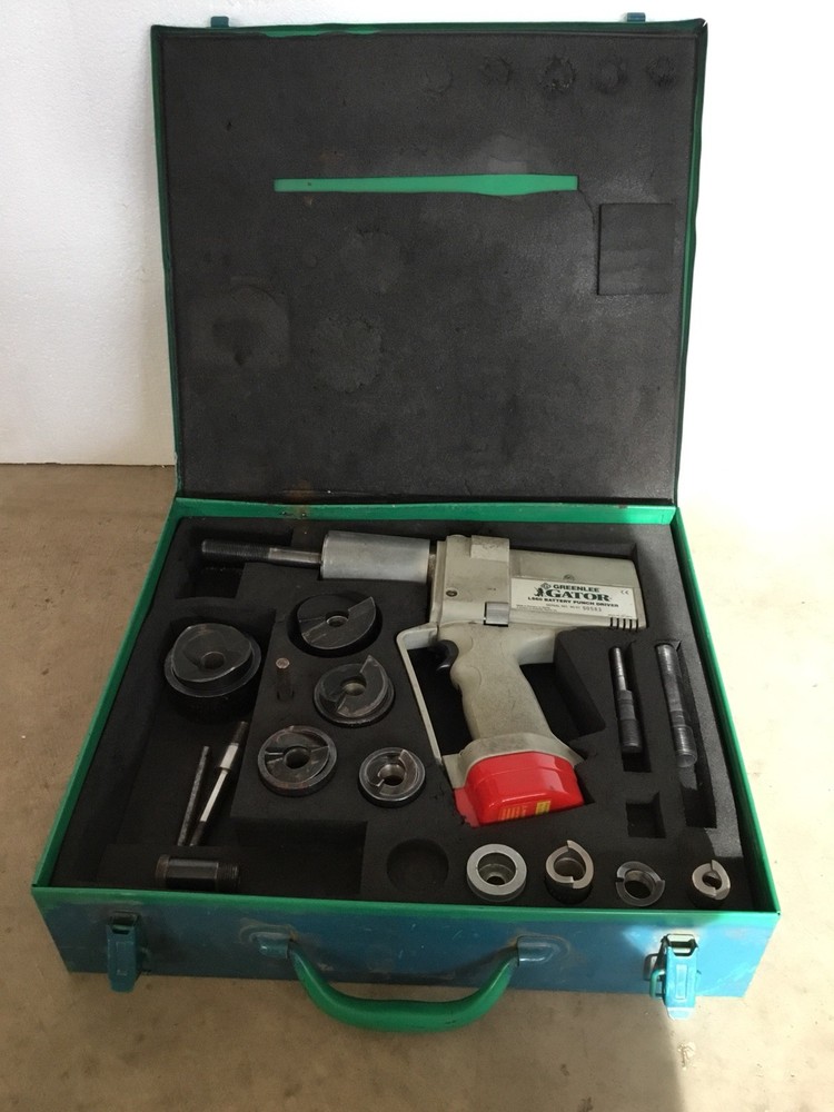 GREENLEE Gator LS60GL With Bits & 12v Battery