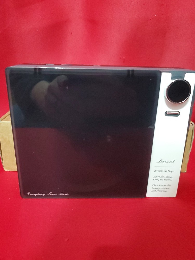 Leapwell Classic Portable CD Player L-CD201