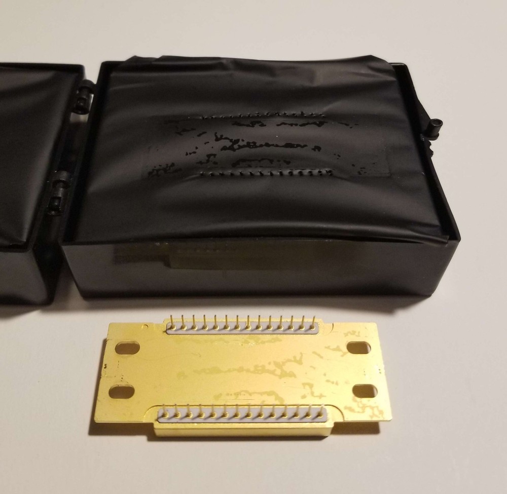 Hamamatsu G8053‑02 InGaAs NIR Linear Sensor – Vintage NOS, Open Box, Untested