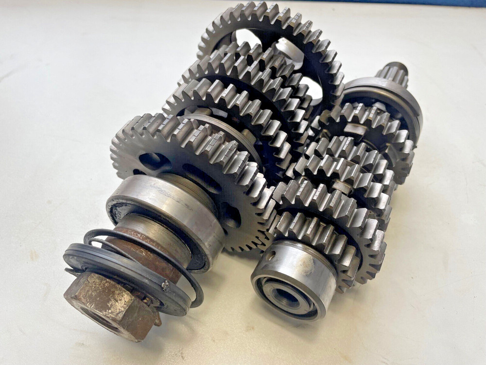 Triumph Sprint ST 955i (T695) Transmission