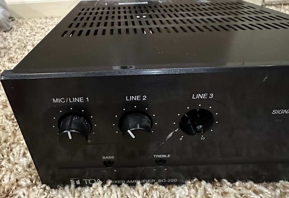 TOA BG-220 Mixer Amplifier