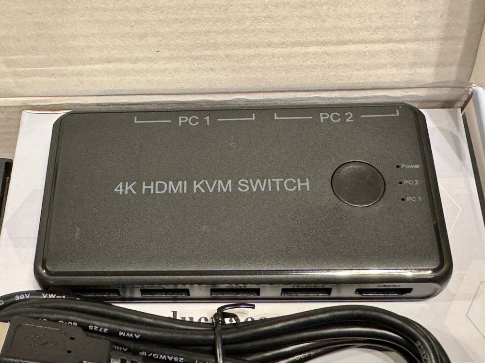 4K HDMI KVM Switch,