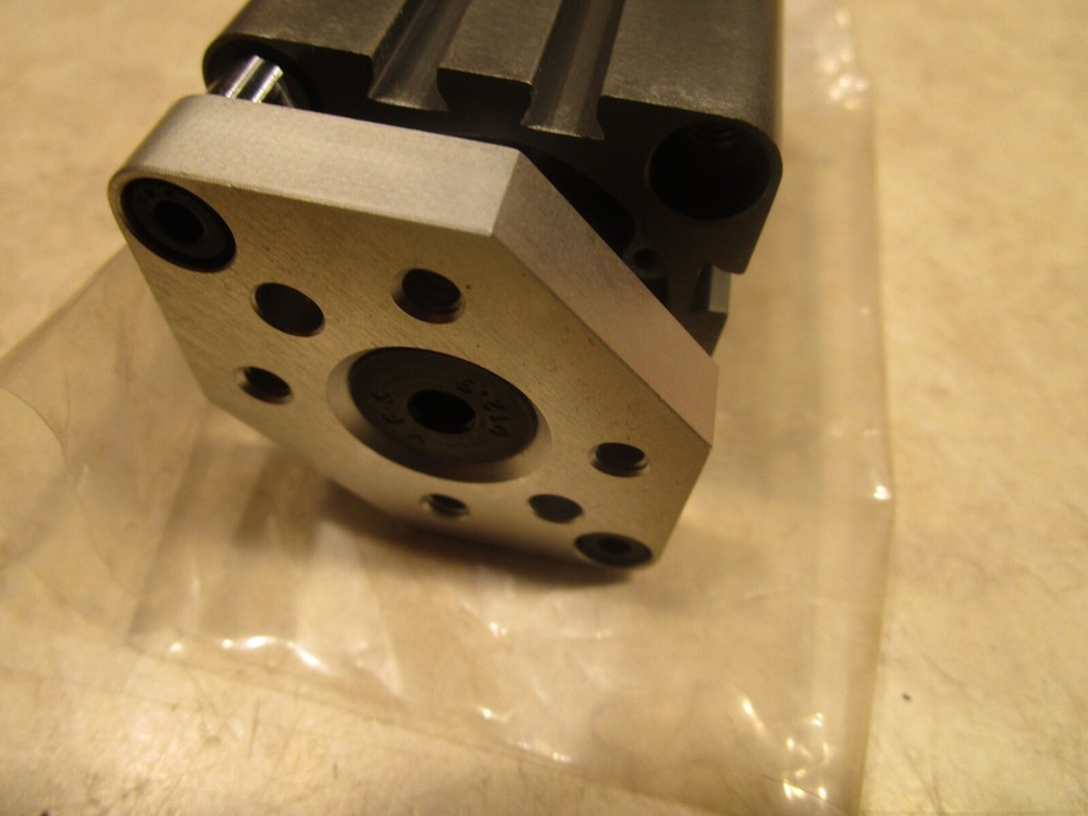 FABCO GTND-032-035 PNEUMATIC CYLINDER, M0213