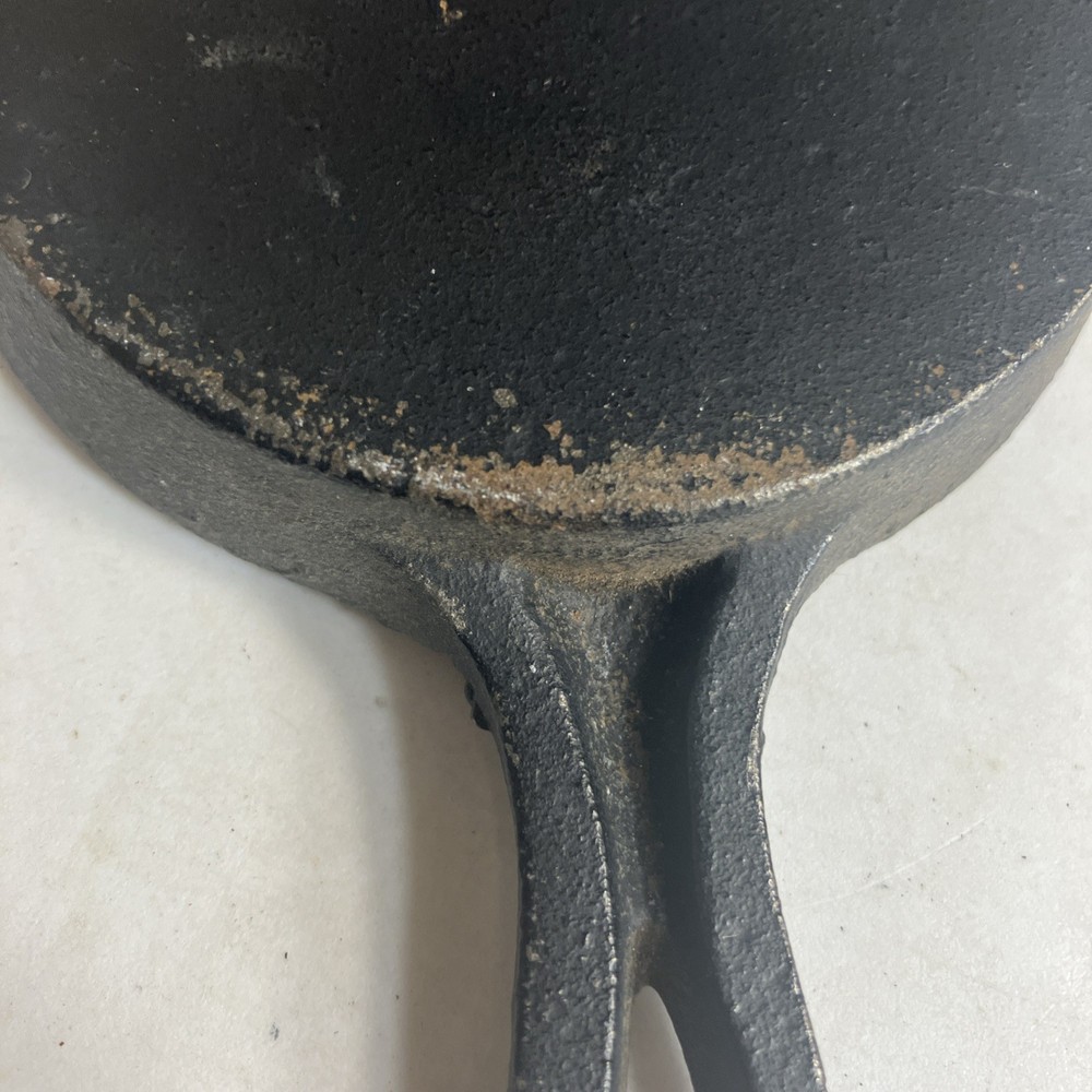 Miniature Decorative Cast Iron Frying Pan Vintage