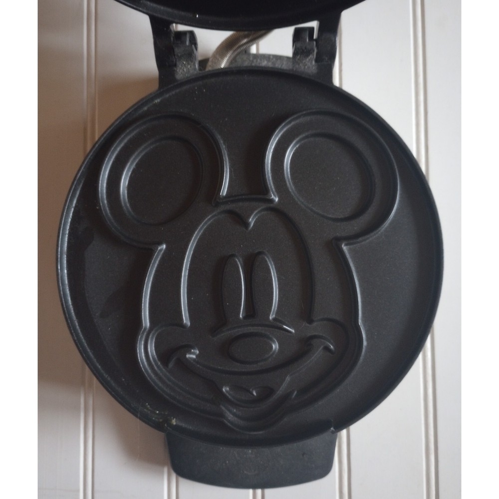 Disney DCM-1 Mickey Mouse Electric Waffle Maker Tested Working