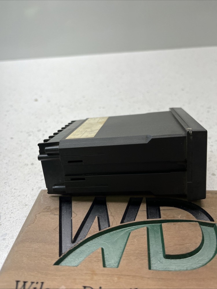 C400FK02-M*AF REX-C400 Temperature Controller RKC Instrument Inc.