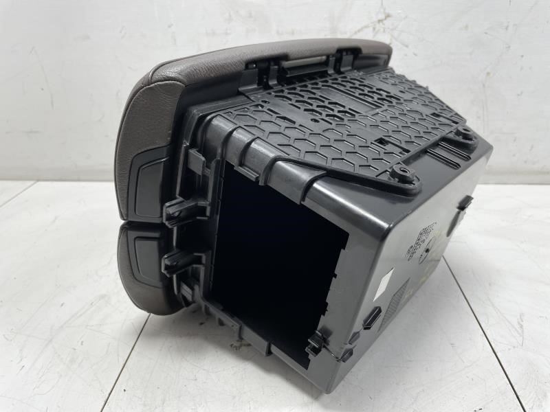 BMW X5 E70/FE43 2008 CENTER CONSOLE STORAGE COMPARTMENT ARM REST PANEL TRIM