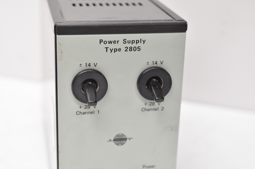 Bruel & Kjaer Power Supply Type 2805