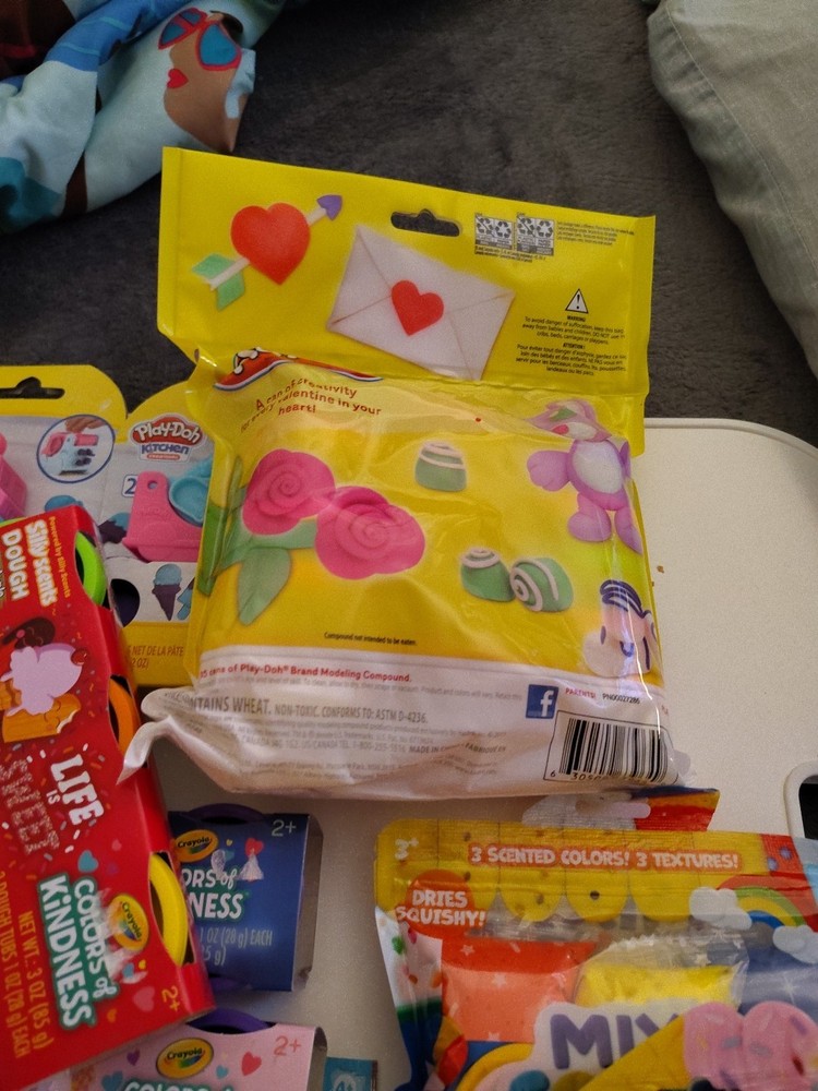 Play-Doh LOT 15 Items