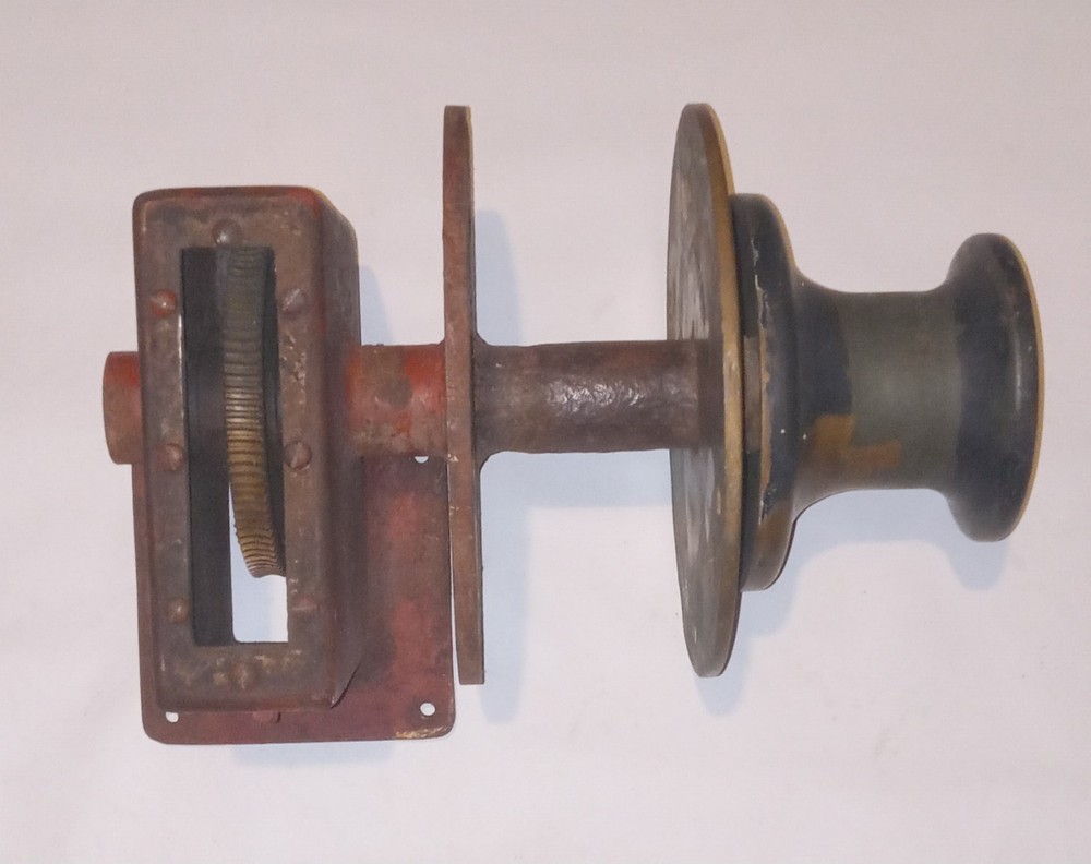 Ideal Co. Model A Windlass Bronze