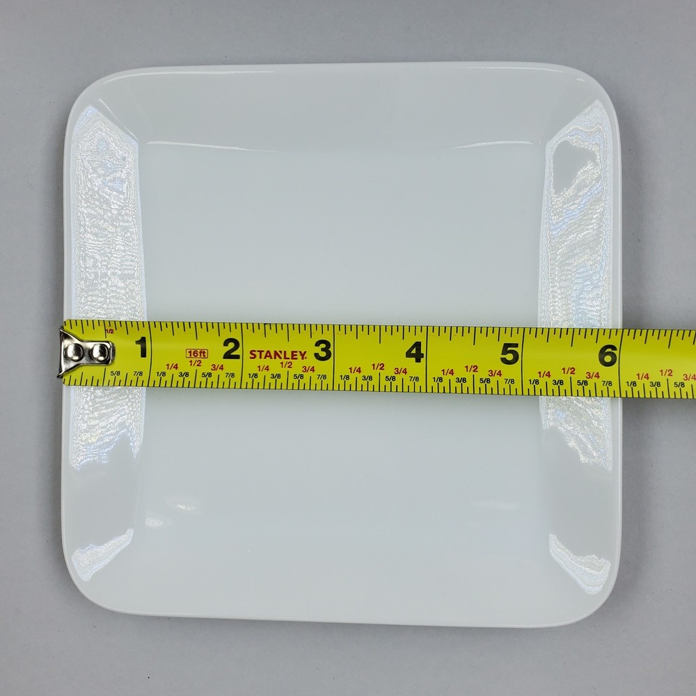 Delta Airline International First Class Plain White Square Plate 0442-07013