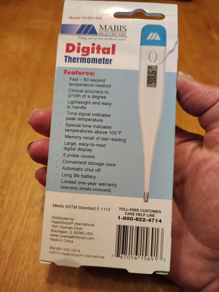 Mabis Digital Thermometer Waterproof Beeps Memory Storage Case New in Box