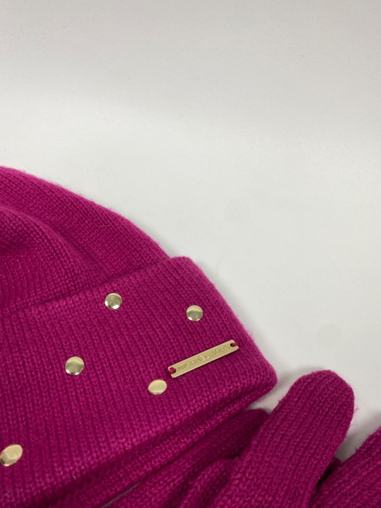 Michael Kors Beanie + Gloves Set