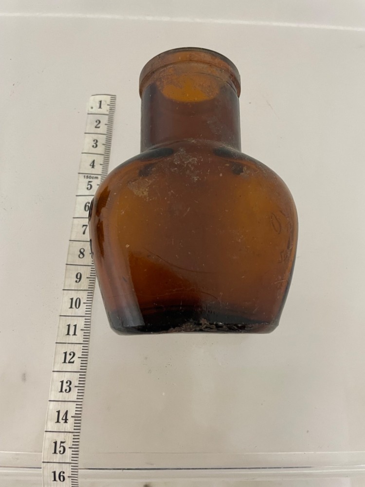 Small Collection x 4 Antique Bottles Oxo Various Sizes