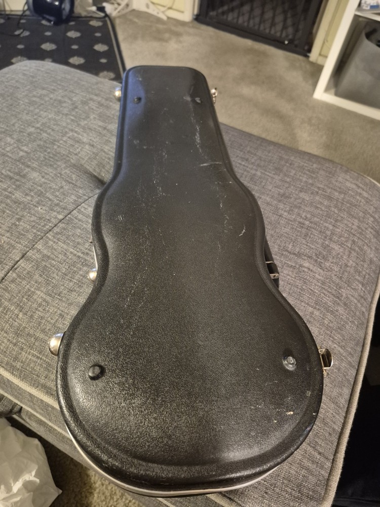 Violin SKB Case with Chin Rest