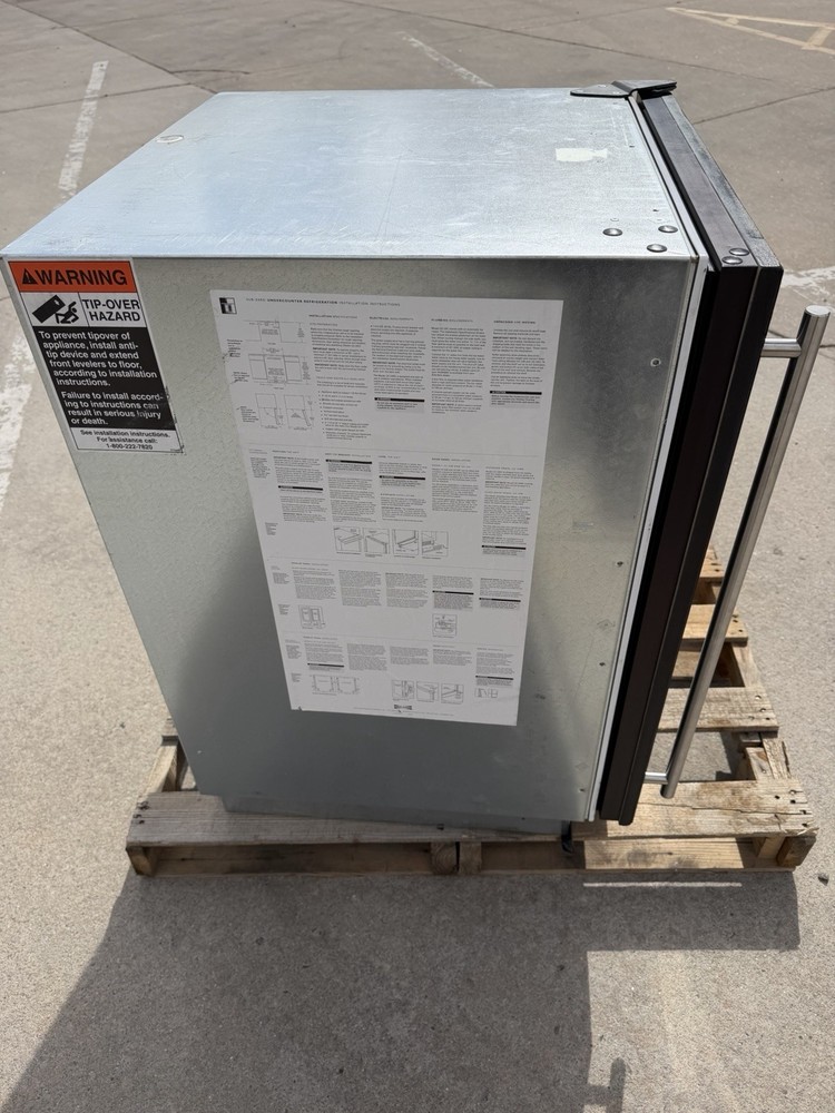 Sub Zero UC-24BA/0 24in Under counter Wine Fridge TESTED WORKING COOLS GREAT
