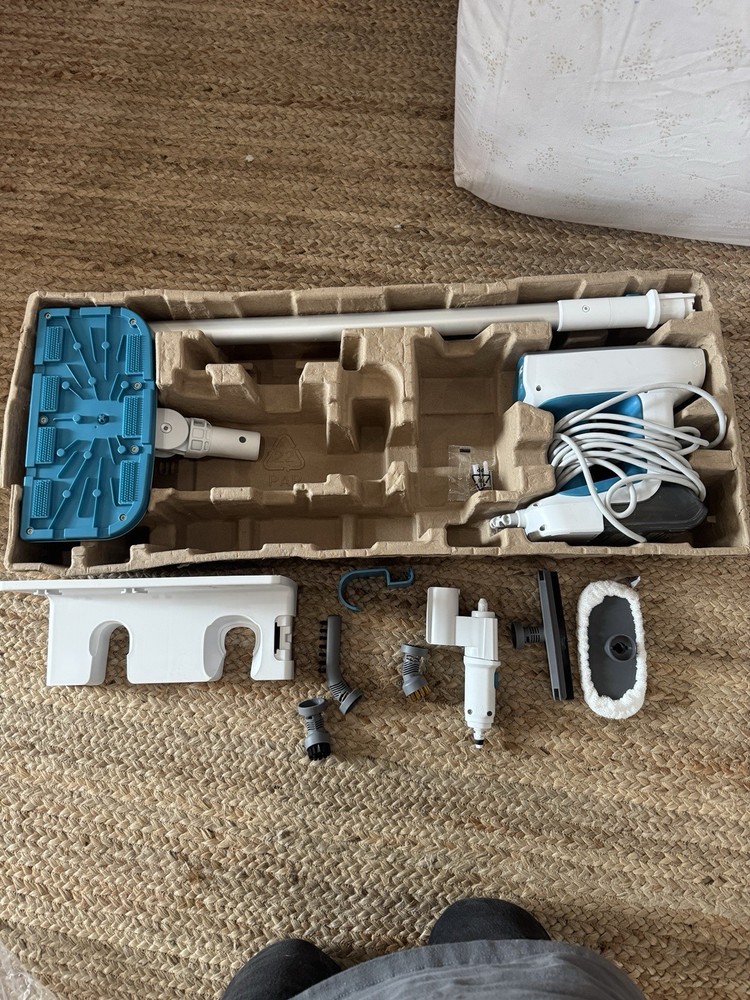 BLACK+DECKER Steam Mop Multipurpose Portable Refillable White Blue