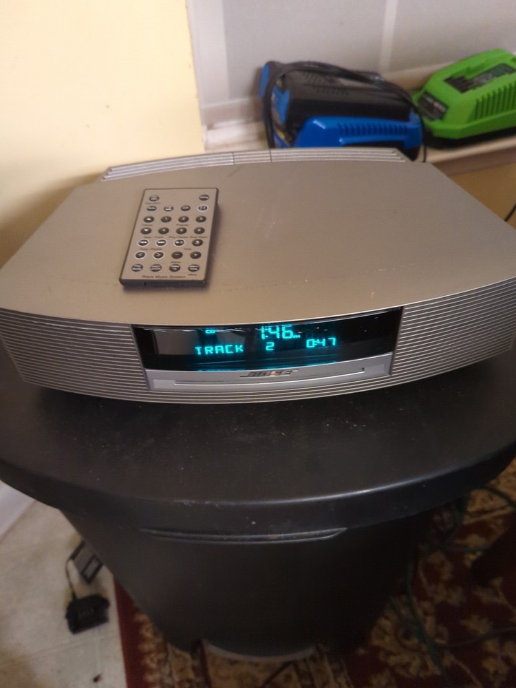 Bose Wave Music System - Titanium Silver, Used. Tested. With Remote