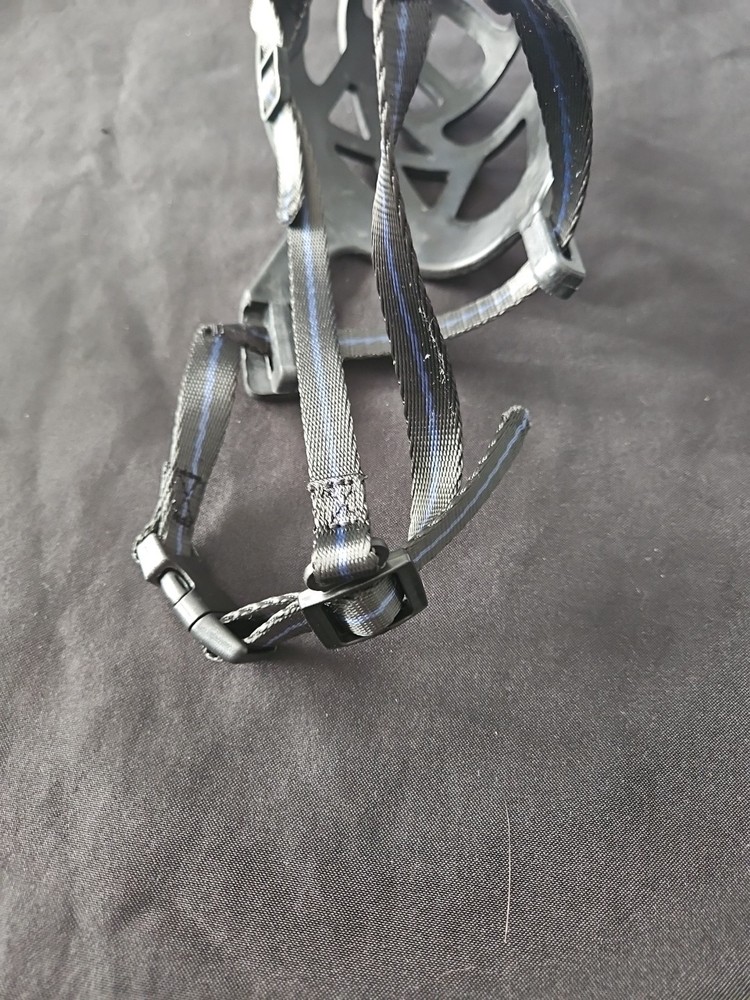 Adjustable Dog Muzzle Silicone Breathable Strong Basket Dog Muzzle New W/O Tags