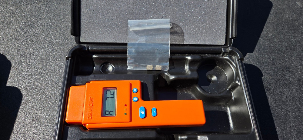 Delmhorst BD-2100 Digital Moisture Reader Meter Tester w. Probes & Case