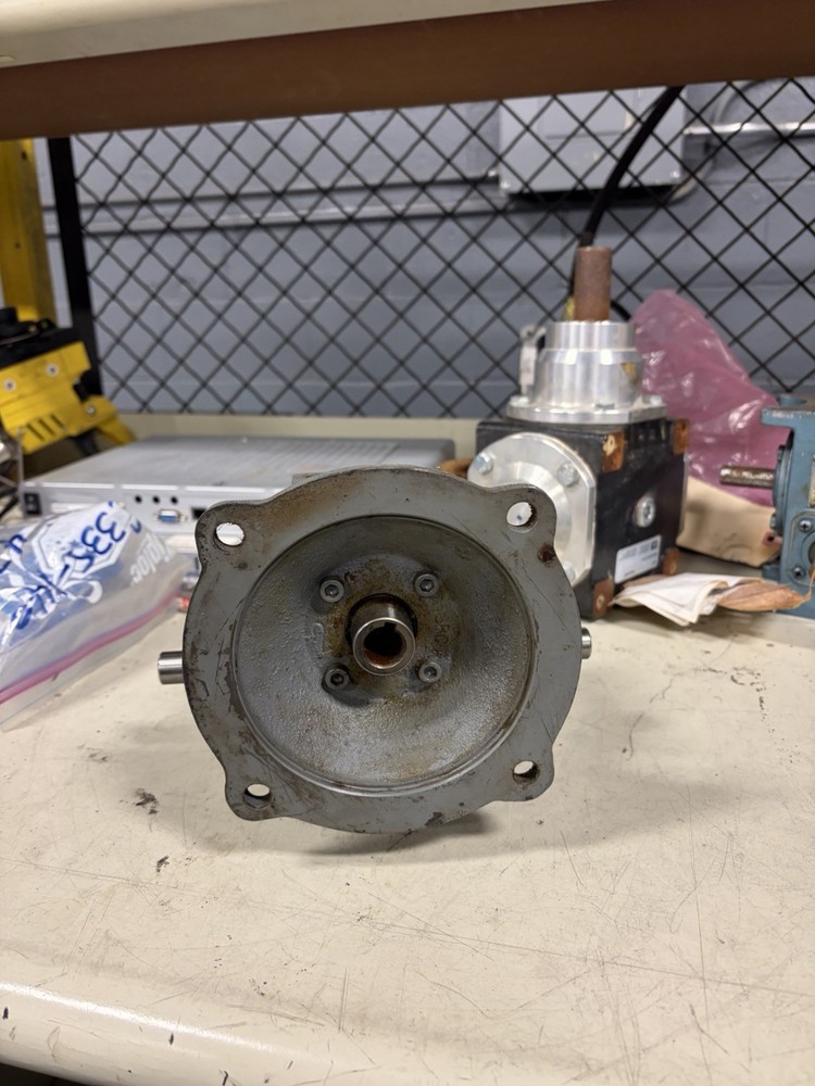 Cleveland 15TF564H-4 Speed Reducer USED