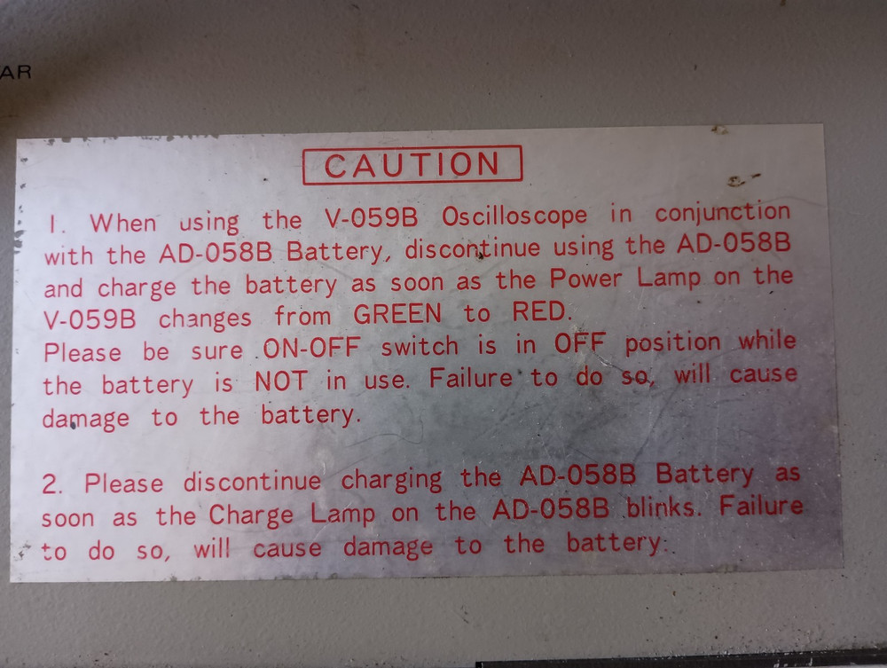 Hitachi V-059B Oscilloscope - Powers Up / Untested - No battery pack