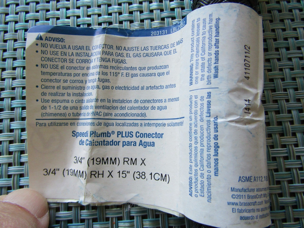 BRASS CRAFT FLEXIBLE BRAIDED WATER HEATER CONNECTOR BLACK & BRASS BWB0-18