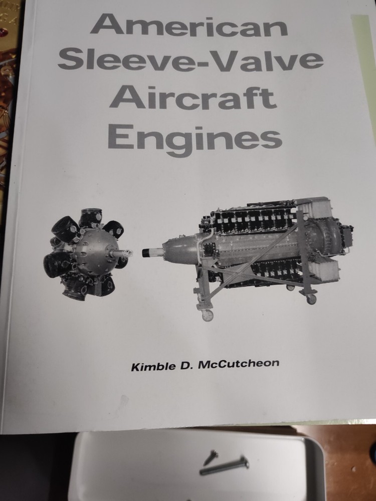 American Sleeve-Valve Aircraft Engines