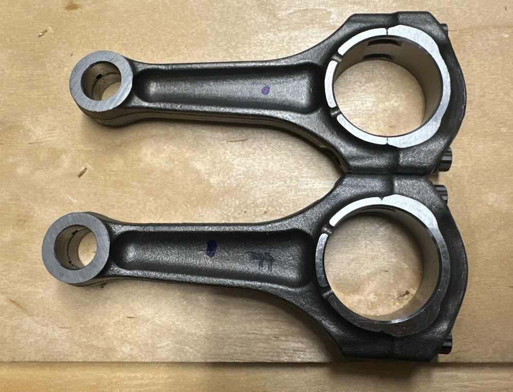 2013-2018 Ducati Monster CONNECTING RODS 15820251A