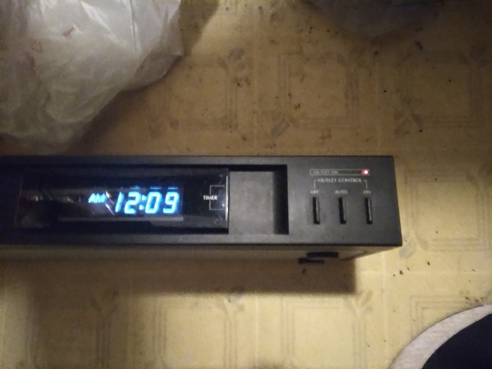 SANSUI AUDIO PROGRAM TIMER MODEL AT-210